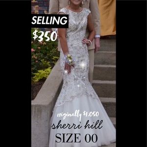 ON SALE‼️ BEAUTIFUL SHERRI HILL